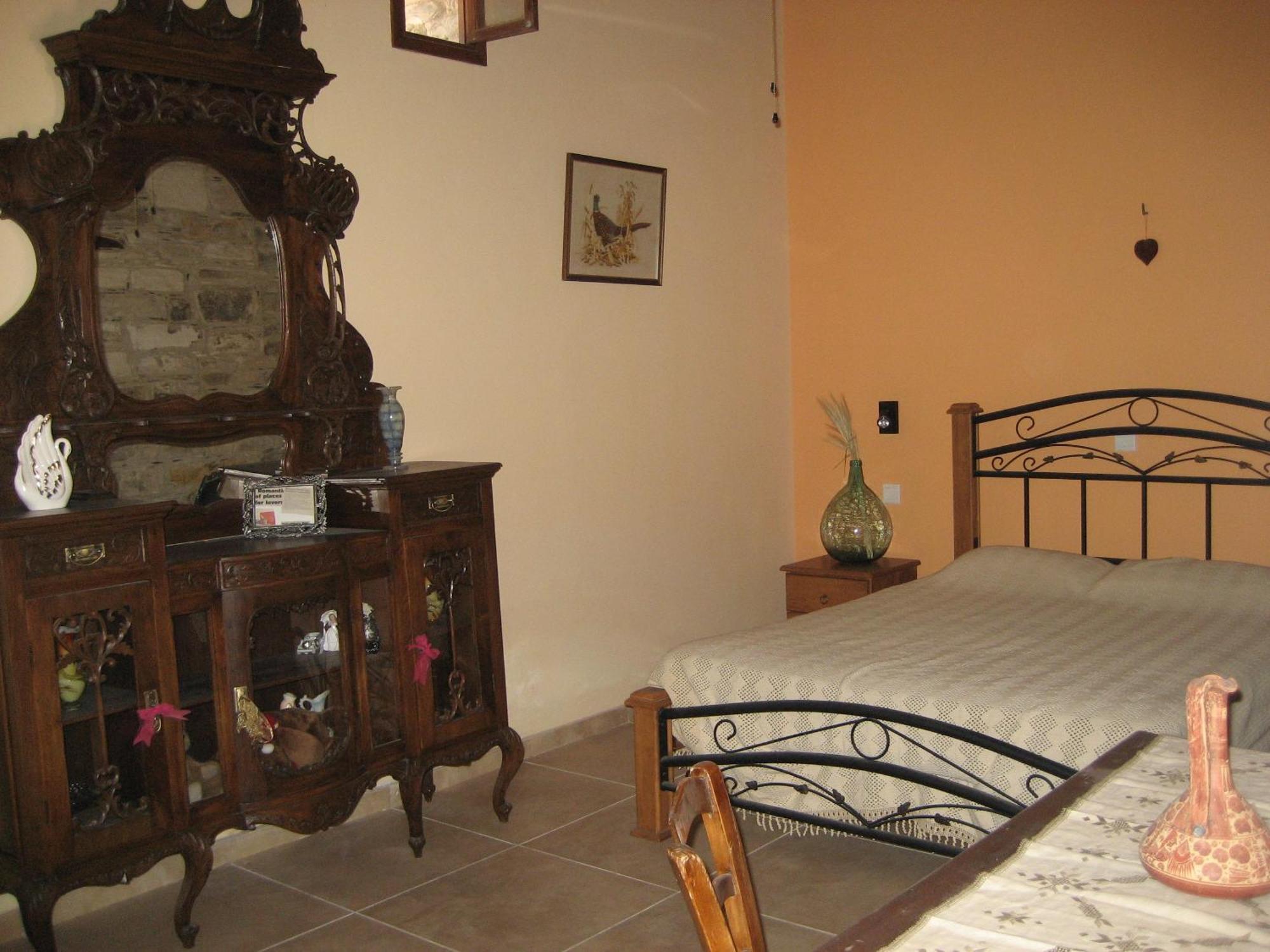 Our House Hotel Vavla Room photo
